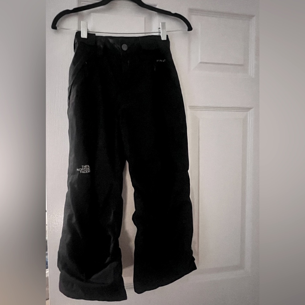 North face boys size 7/8 Hyvent EZ Grow Ski/Snowboarding pants